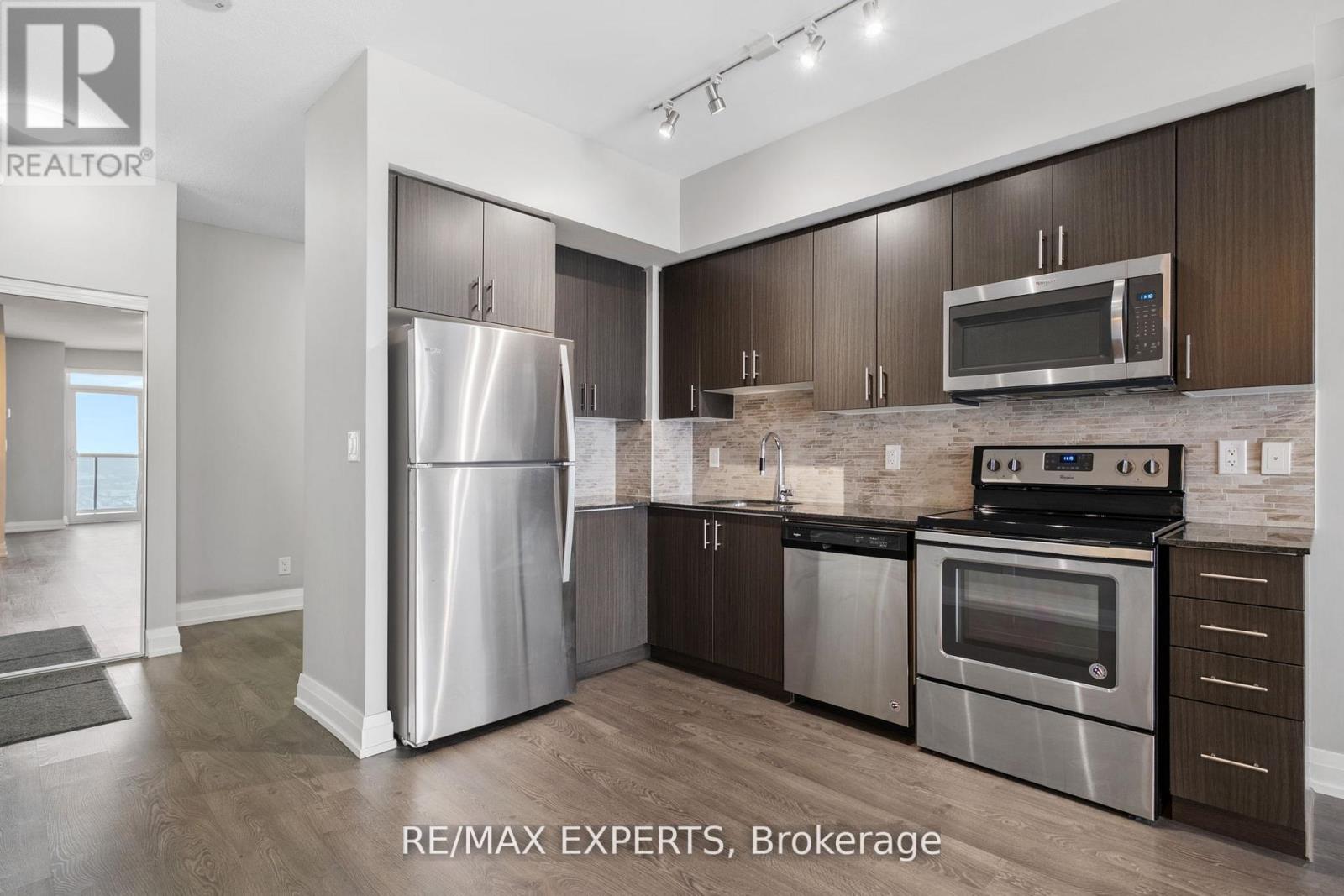 2807 - 3700 HWY 7 ROAD, Vaughan, Ontario