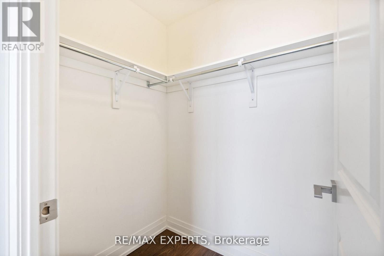 2807 - 3700 Hwy 7 Road, Vaughan, Ontario  L4L 0G8 - Photo 15 - N12612030