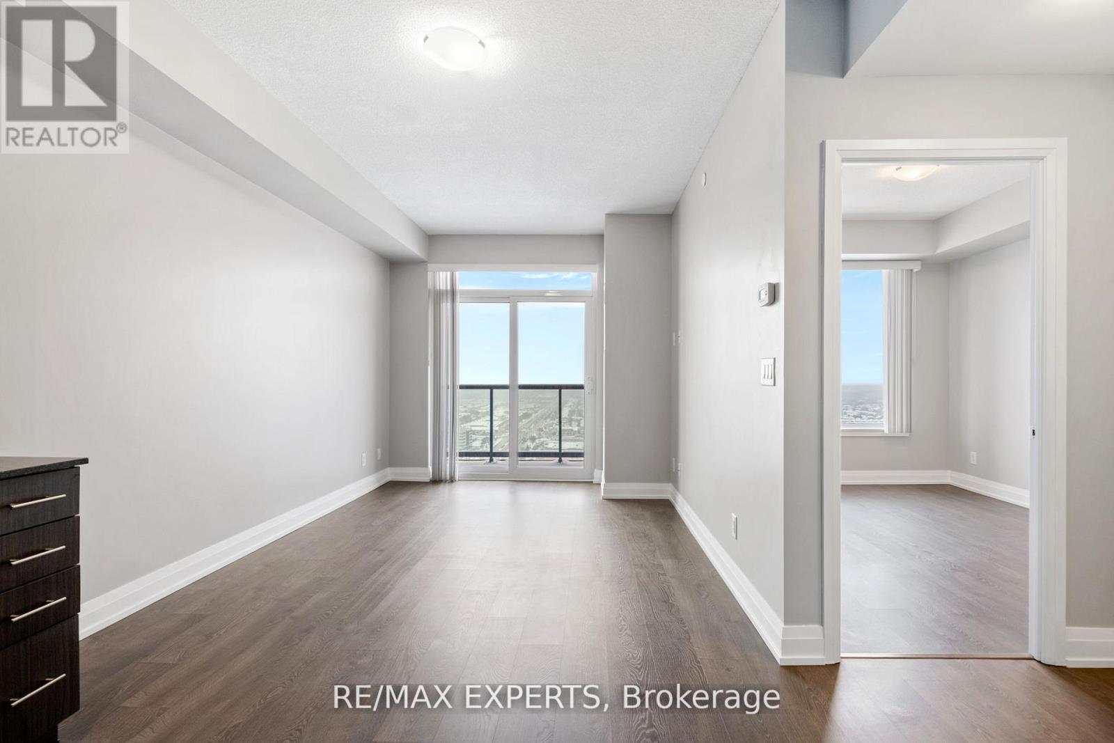 2807 - 3700 Hwy 7 Road, Vaughan, Ontario  L4L 0G8 - Photo 7 - N12612030