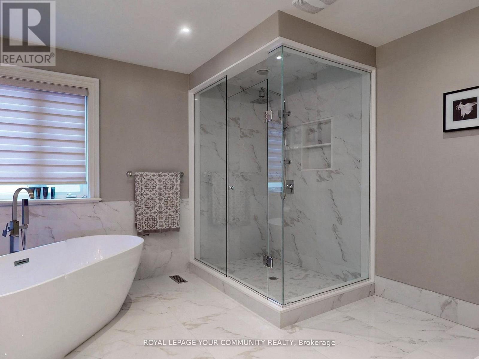 5 Trilogy Court, Richmond Hill, Ontario  L4C 0M4 - Photo 31 - N12612036