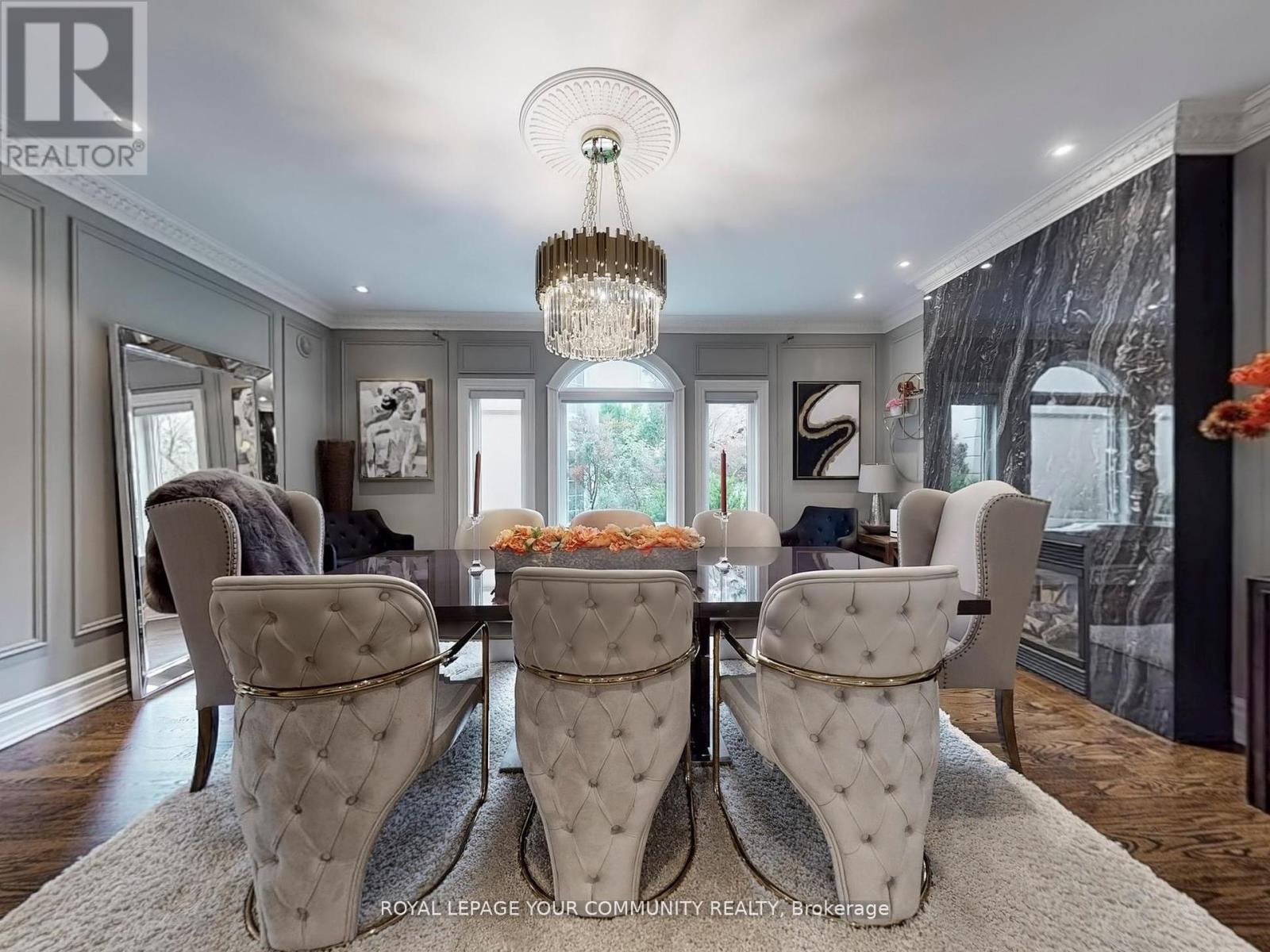 5 Trilogy Court, Richmond Hill, Ontario  L4C 0M4 - Photo 5 - N12612036