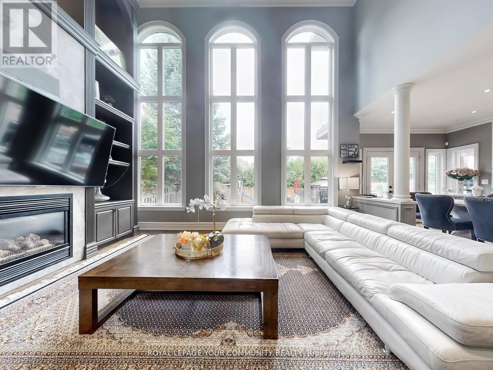 5 Trilogy Court, Richmond Hill, Ontario  L4C 0M4 - Photo 8 - N12612036