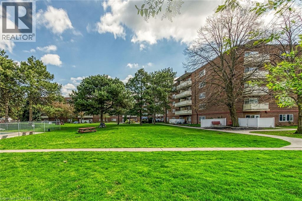 198 Scott Street Unit# 220, St. Catharines, Ontario  L2N 5T3 - Photo 41 - 40792948