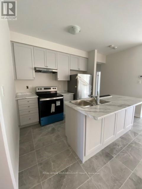 132 Nottingham Road, Barrie, Ontario  L9J 0L5 - Photo 10 - S12612004