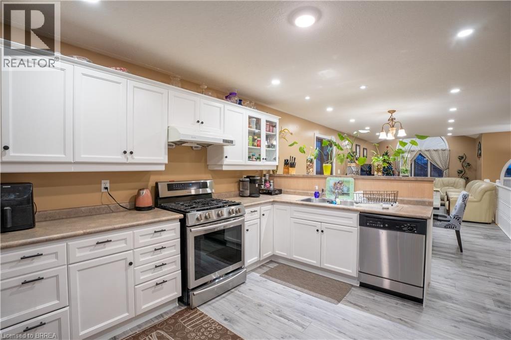 53 Mission Road, Brantford, Ontario  N3S 0A3 - Photo 8 - 40788587