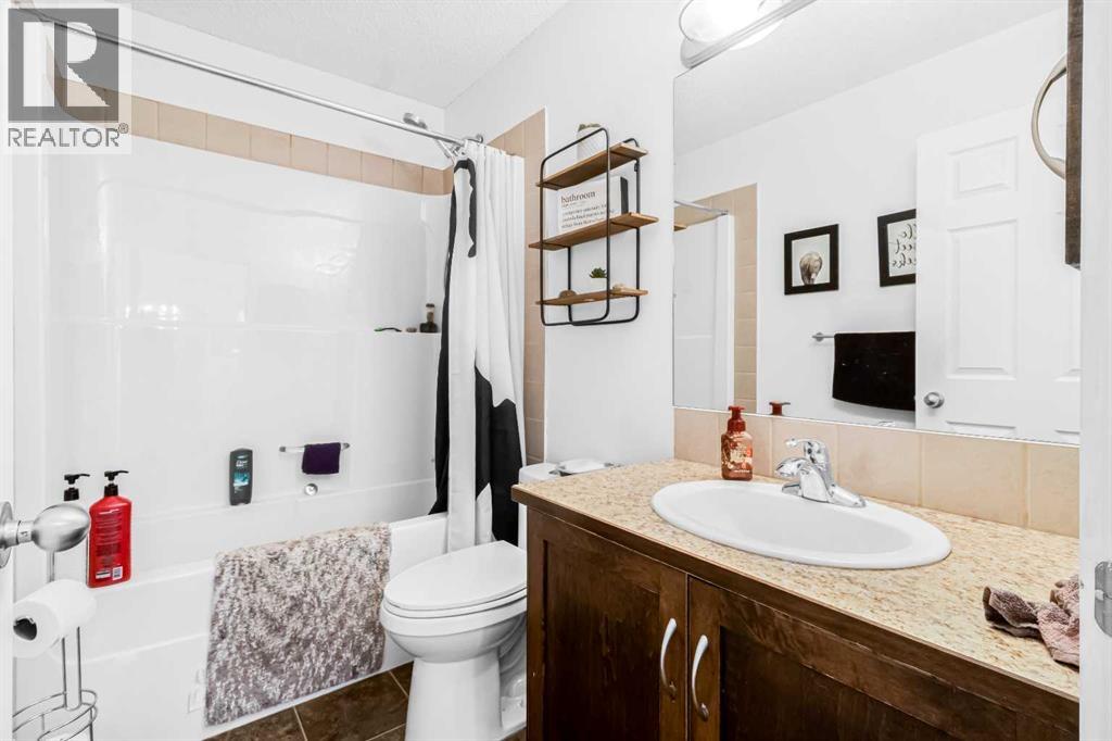 811 Boulder Creek Drive Se, Langdon, Alberta  T0J 1X3 - Photo 25 - A2265702