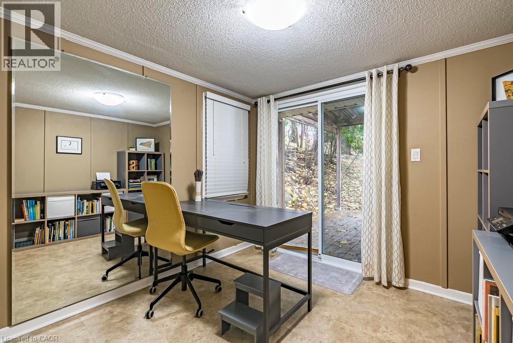 6 Begue Street, Dundas, Ontario  L9H 2N2 - Photo 22 - 40786972