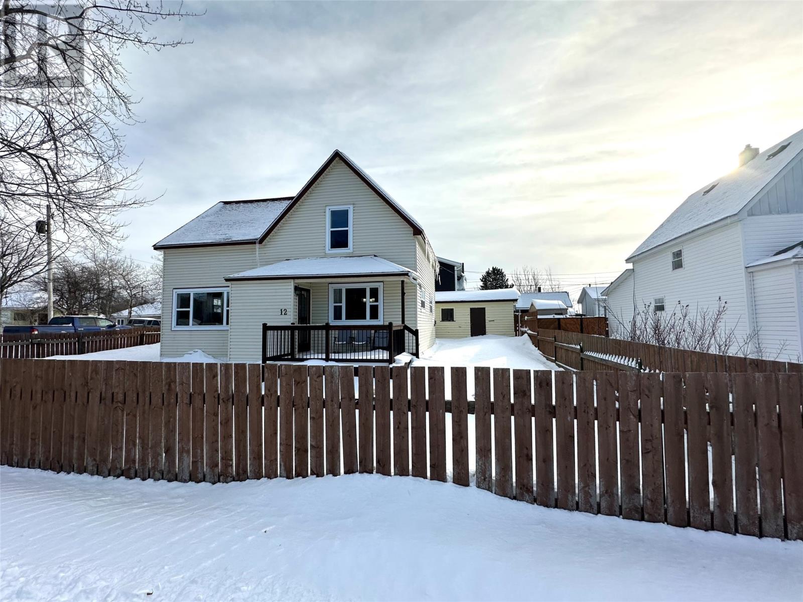 12 Third Avenue, Grand Falls-Windsor, Newfoundland & Labrador  A2A 1E2 - Photo 2 - 1293194