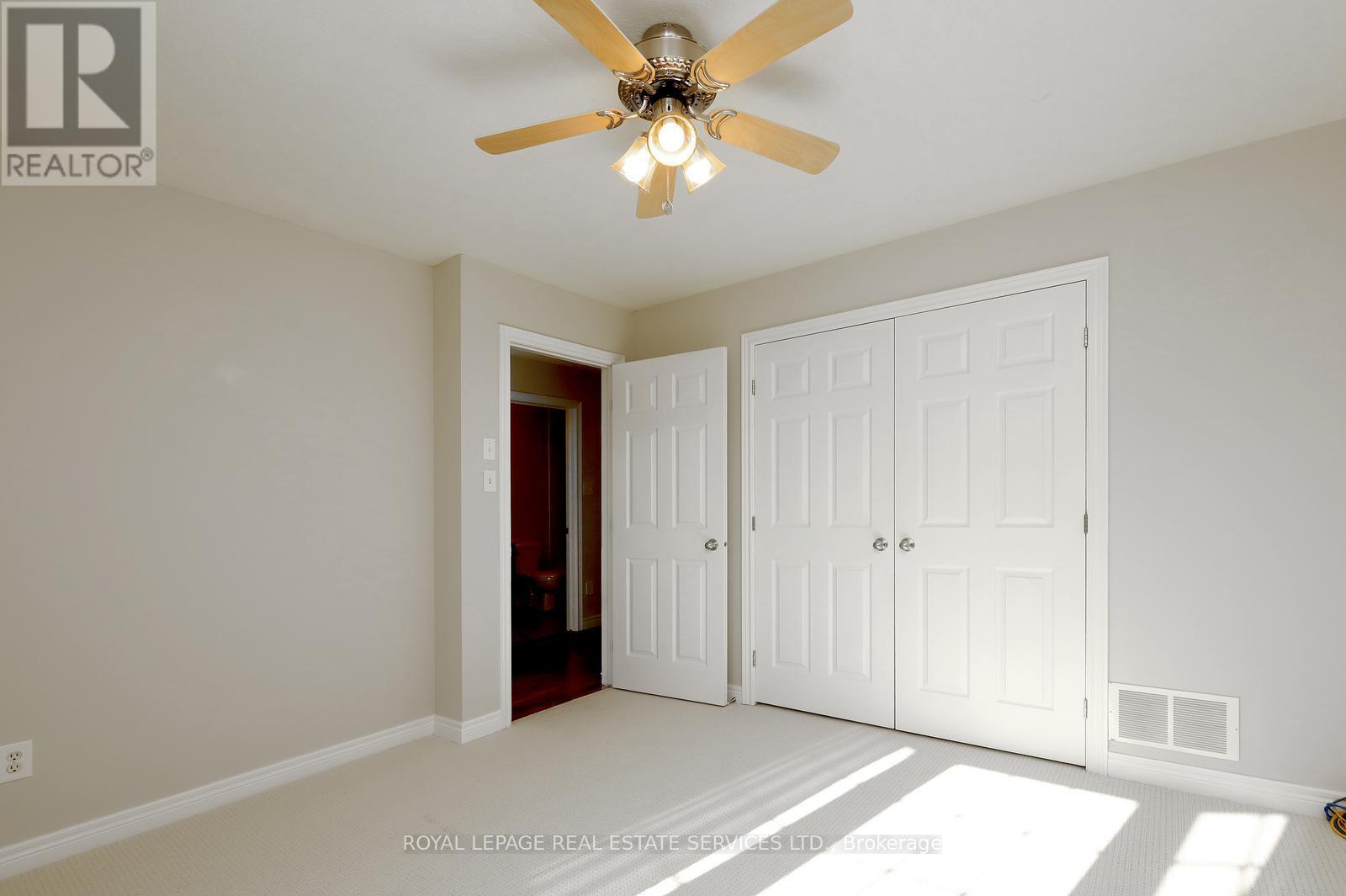 5229 Autumn Harvest Way, Burlington, Ontario  L7L 7J5 - Photo 27 - W12612038