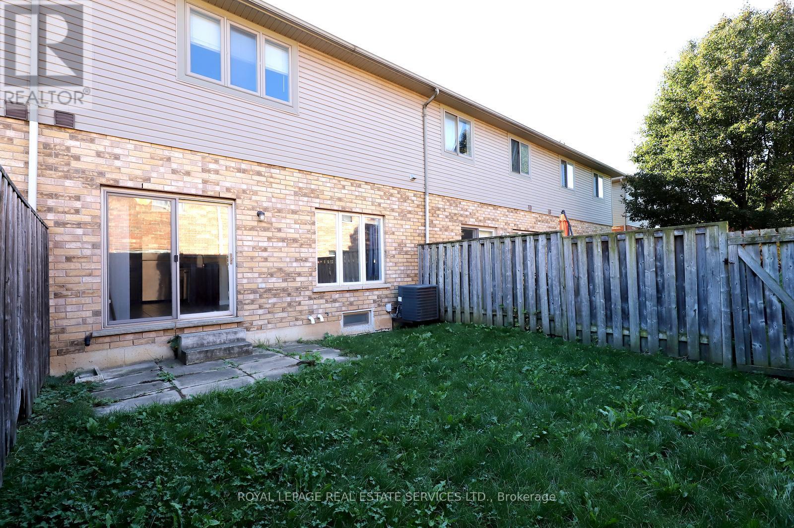 5229 Autumn Harvest Way, Burlington, Ontario  L7L 7J5 - Photo 36 - W12612038