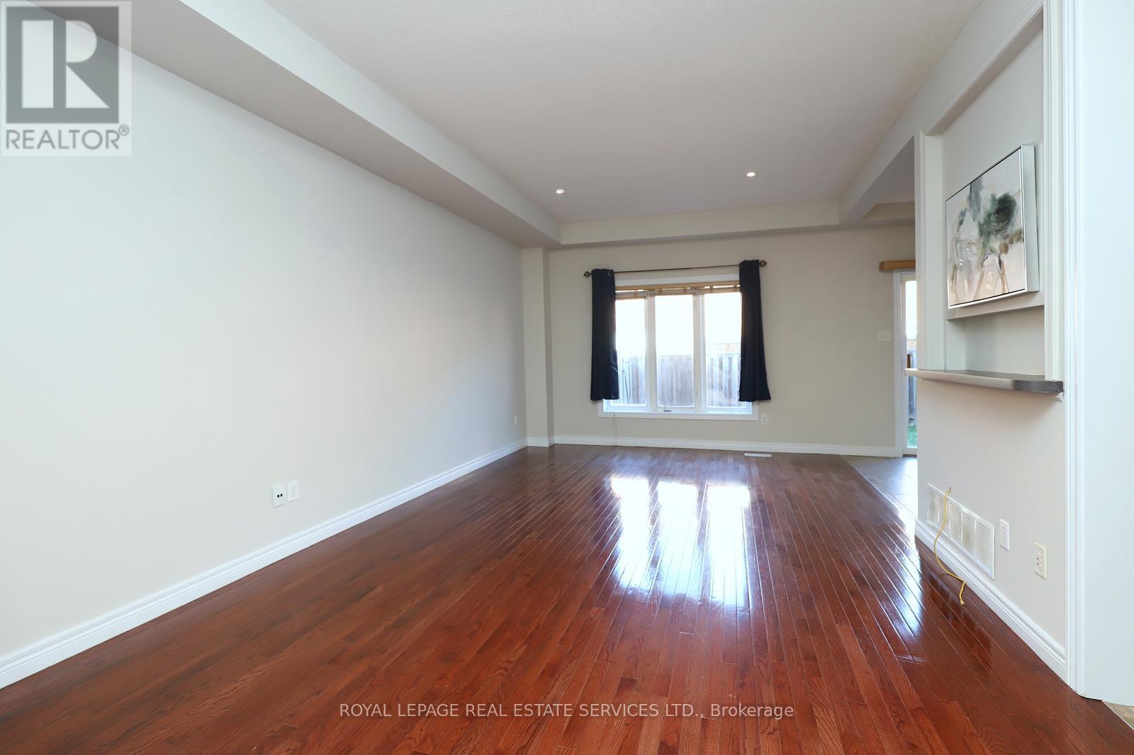 5229 Autumn Harvest Way, Burlington, Ontario  L7L 7J5 - Photo 5 - W12612038