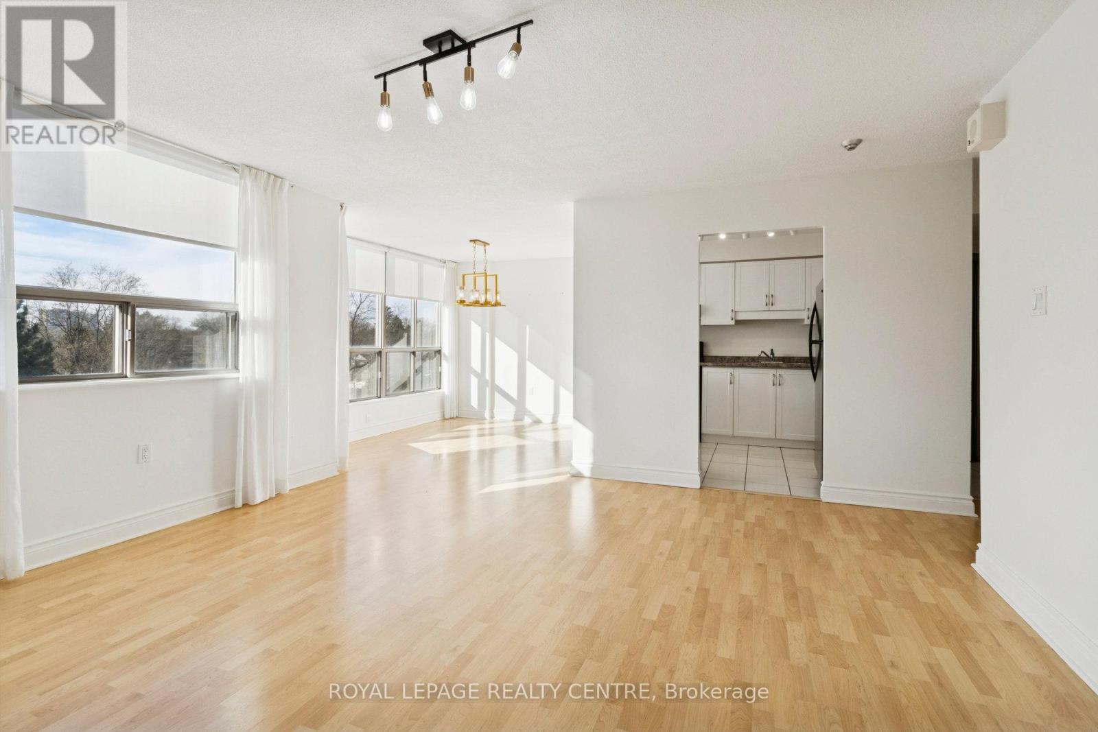 510 - 1110 Walden Circle, Mississauga, Ontario  L5J 4R3 - Photo 4 - W12612066