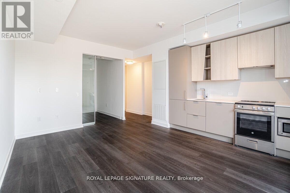 217 - 3900 Confederation Parkway, Mississauga, Ontario  L5B 0M3 - Photo 8 - W12612070