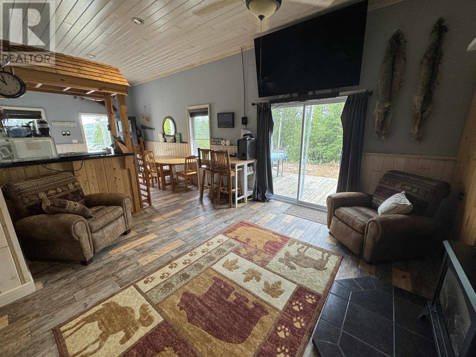 944 Dunlop Shores Rd, Elliot Lake, Ontario  P5A 2S9 - Photo 22 - SM253134