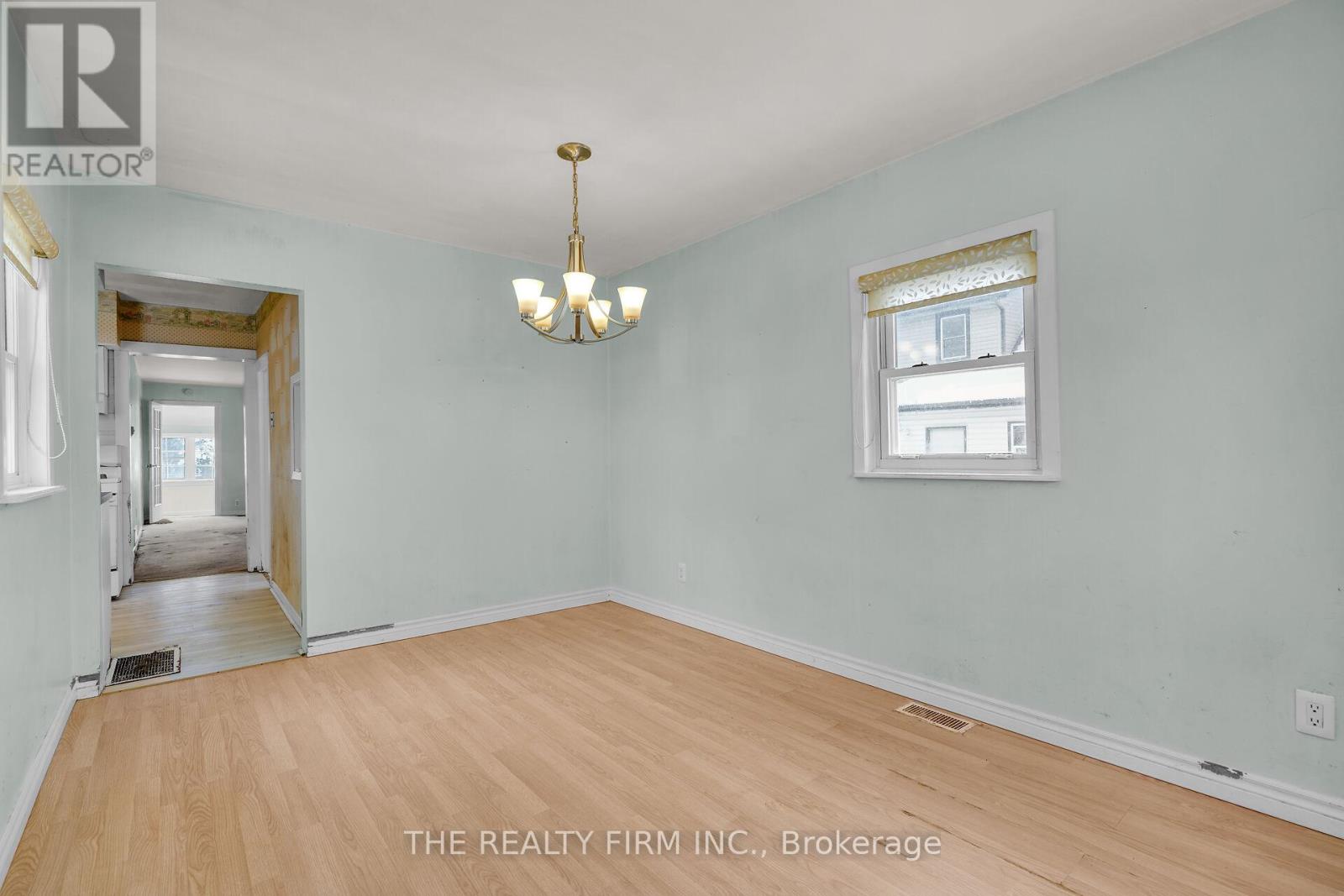 64 Mackay Avenue, London South, Ontario  N6J 2V5 - Photo 24 - X12612214