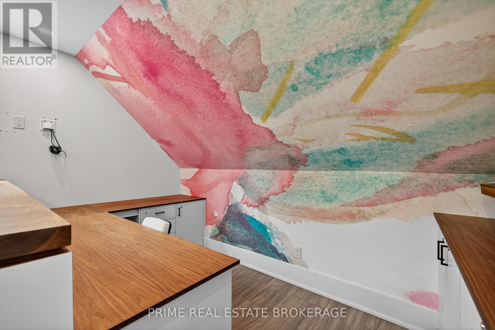 281 Oxford Street E, London East, Ontario  N6H 5L2 - Photo 11 - X12612284