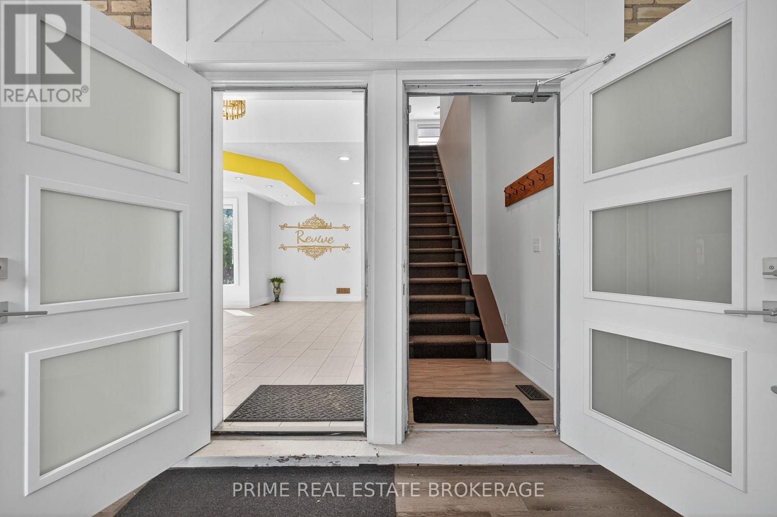 281 Oxford Street E, London East, Ontario  N6H 5L2 - Photo 3 - X12612284