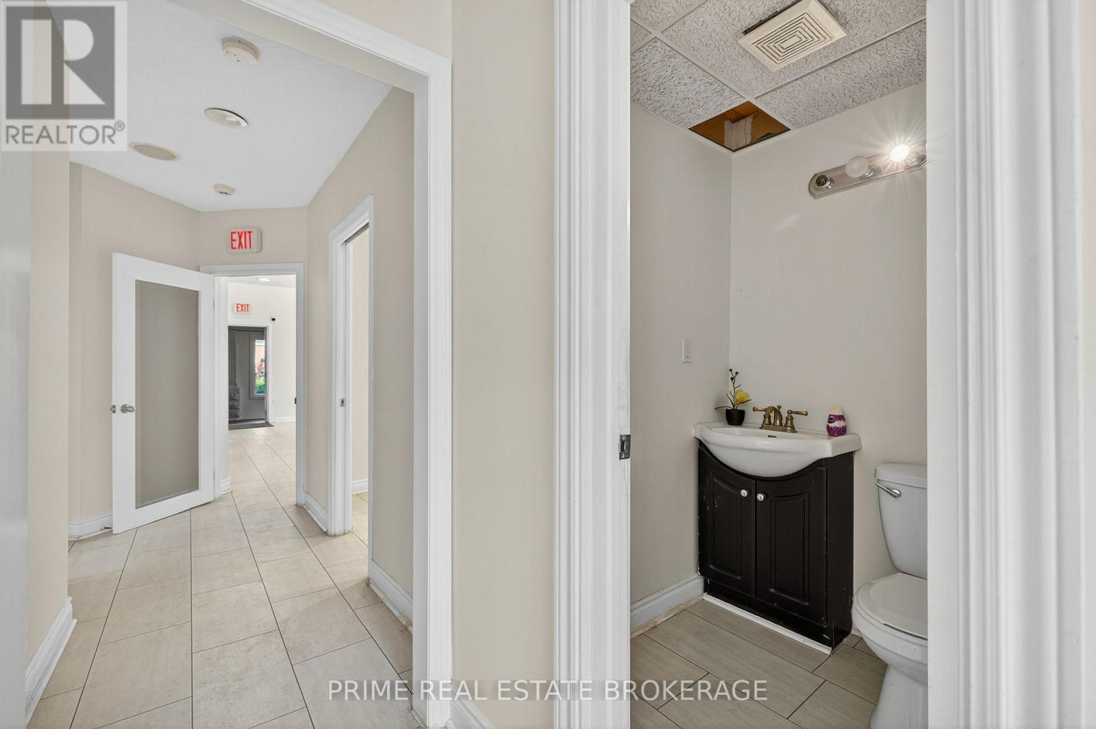 281 Oxford Street E, London East, Ontario  N6H 5L2 - Photo 6 - X12612284