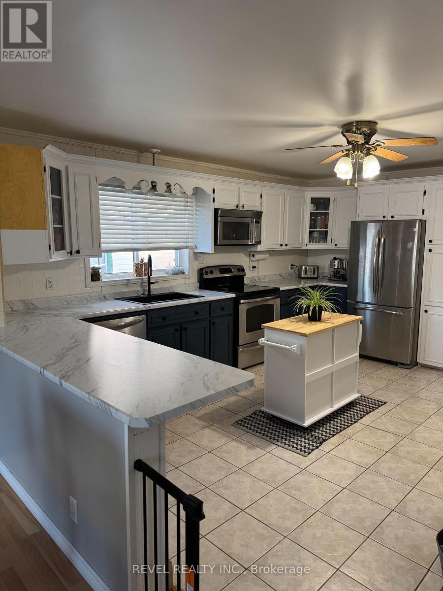 351 Commercial Avenue, Timmins (Ts - Sw), Ontario  P4N 2X8 - Photo 4 - T12612196