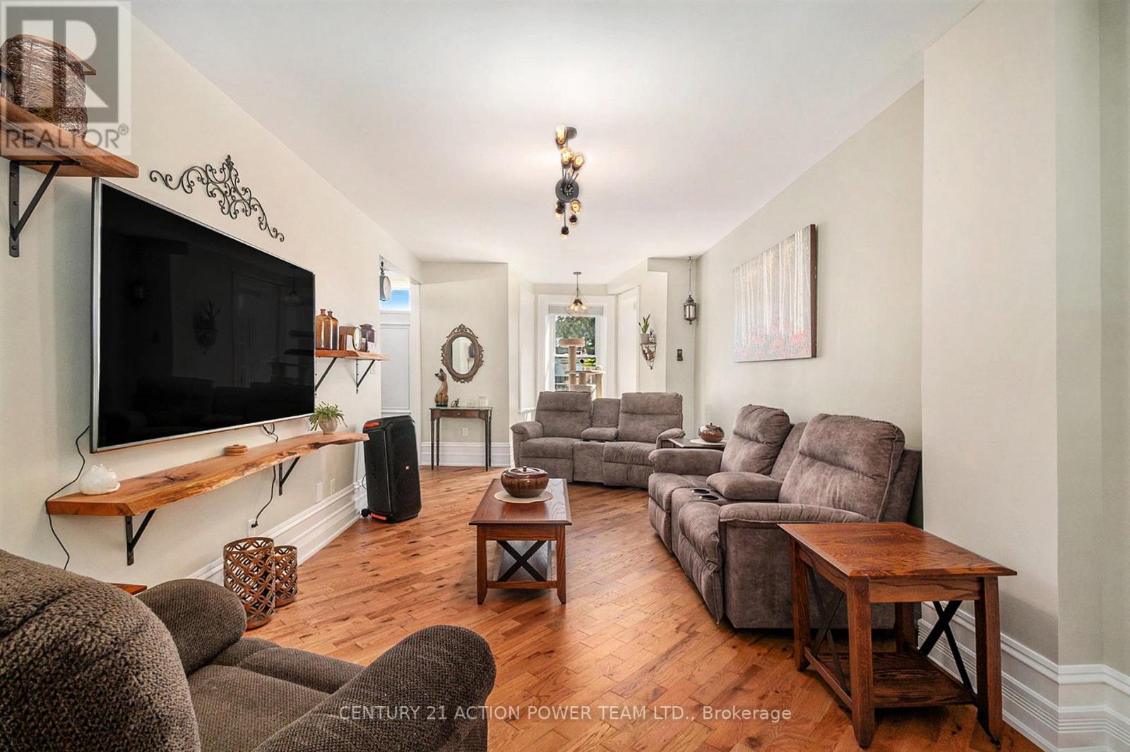 1674 Landry Road, Clarence-Rockland, Ontario  K0A 1N0 - Photo 3 - X12612102