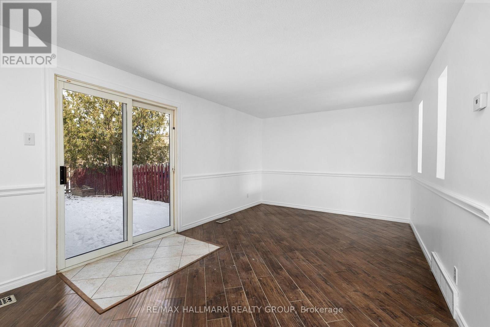 C - 1458 Heatherington Road, Ottawa, Ontario  K1V 6S1 - Photo 12 - X12612146