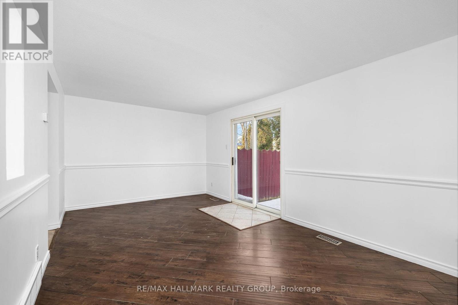 C - 1458 Heatherington Road, Ottawa, Ontario  K1V 6S1 - Photo 15 - X12612146