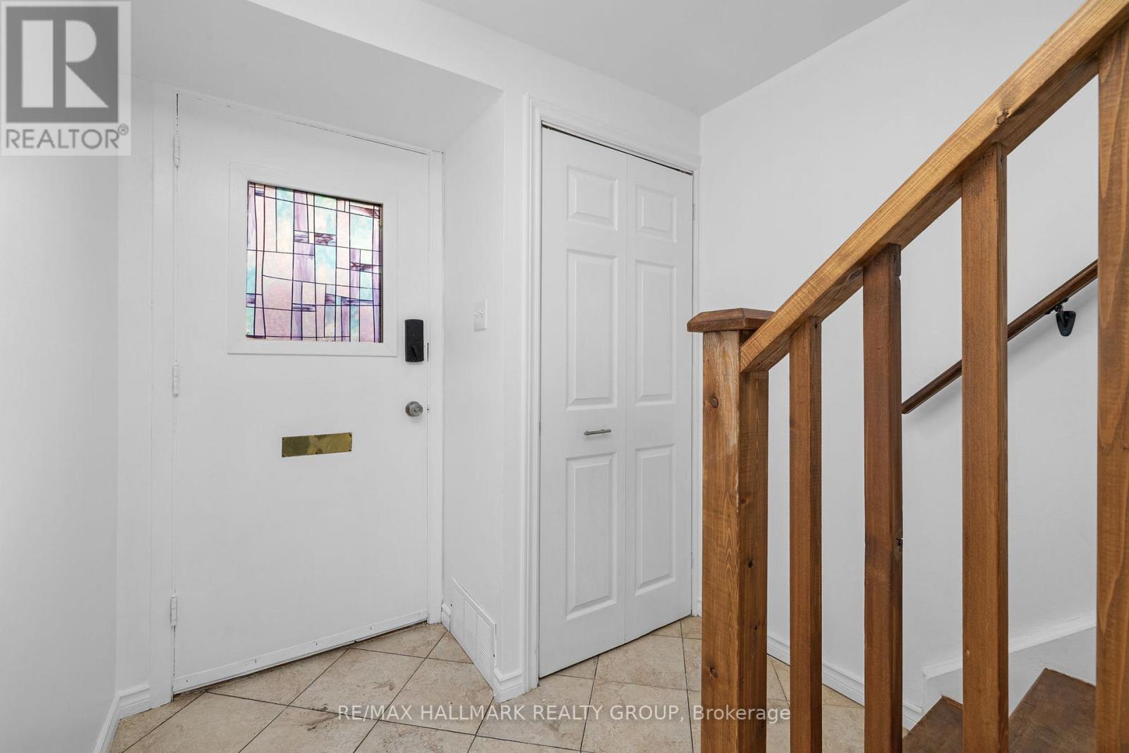 C - 1458 Heatherington Road, Ottawa, Ontario  K1V 6S1 - Photo 3 - X12612146