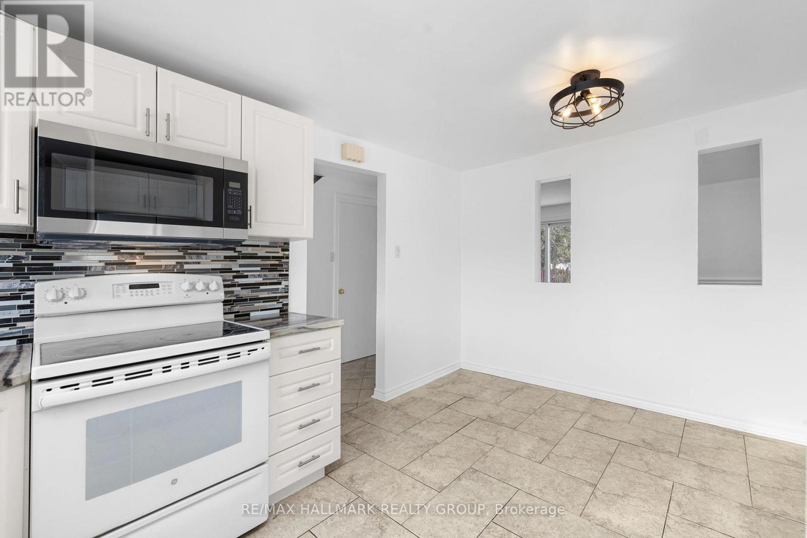 C - 1458 Heatherington Road, Ottawa, Ontario  K1V 6S1 - Photo 9 - X12612146