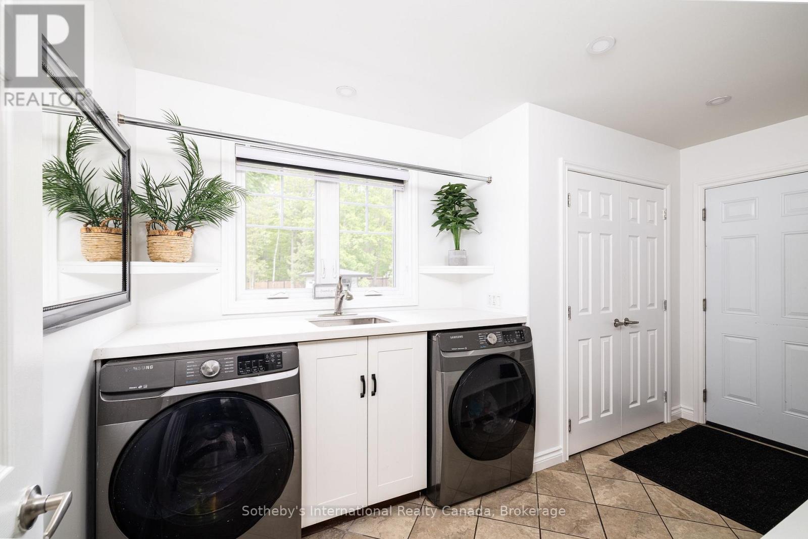 129 Bass Line, Oro-Medonte (Prices Corners), Ontario  L3V 0J9 - Photo 33 - S12612242