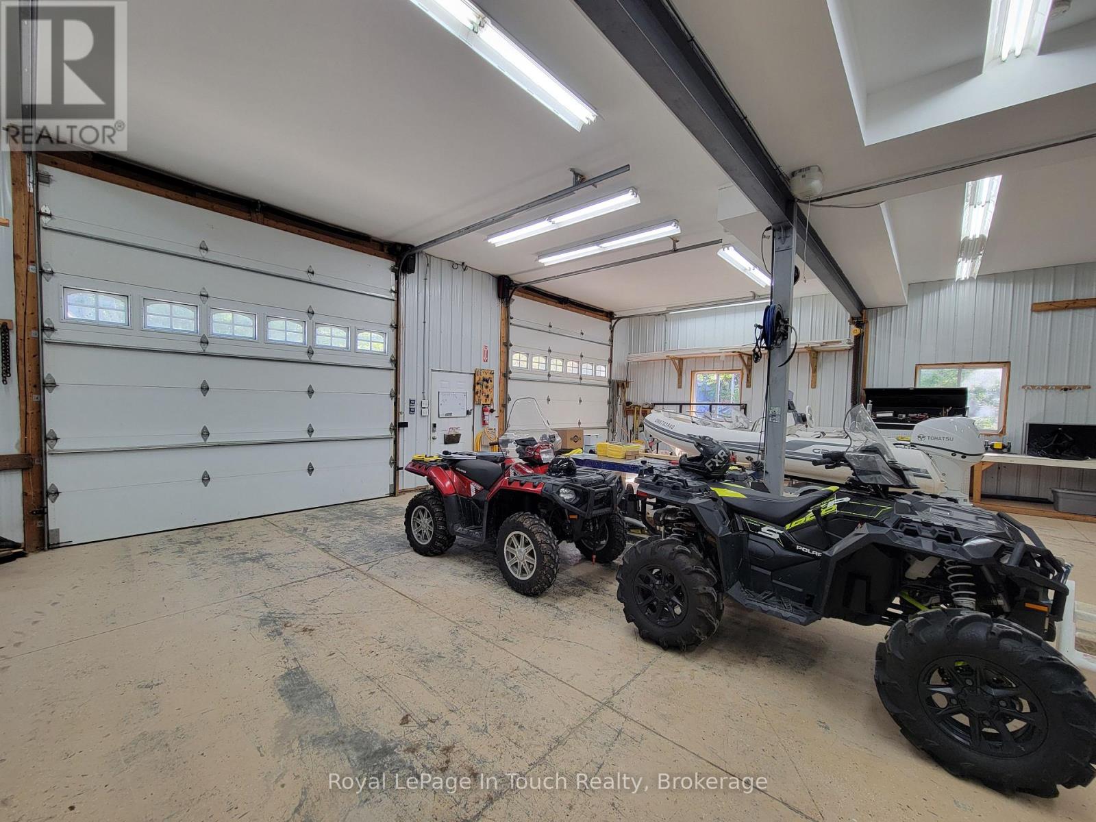 5631 Upper Big Chute Road, Severn, Ontario  L0K 1E0 - Photo 11 - S12612244