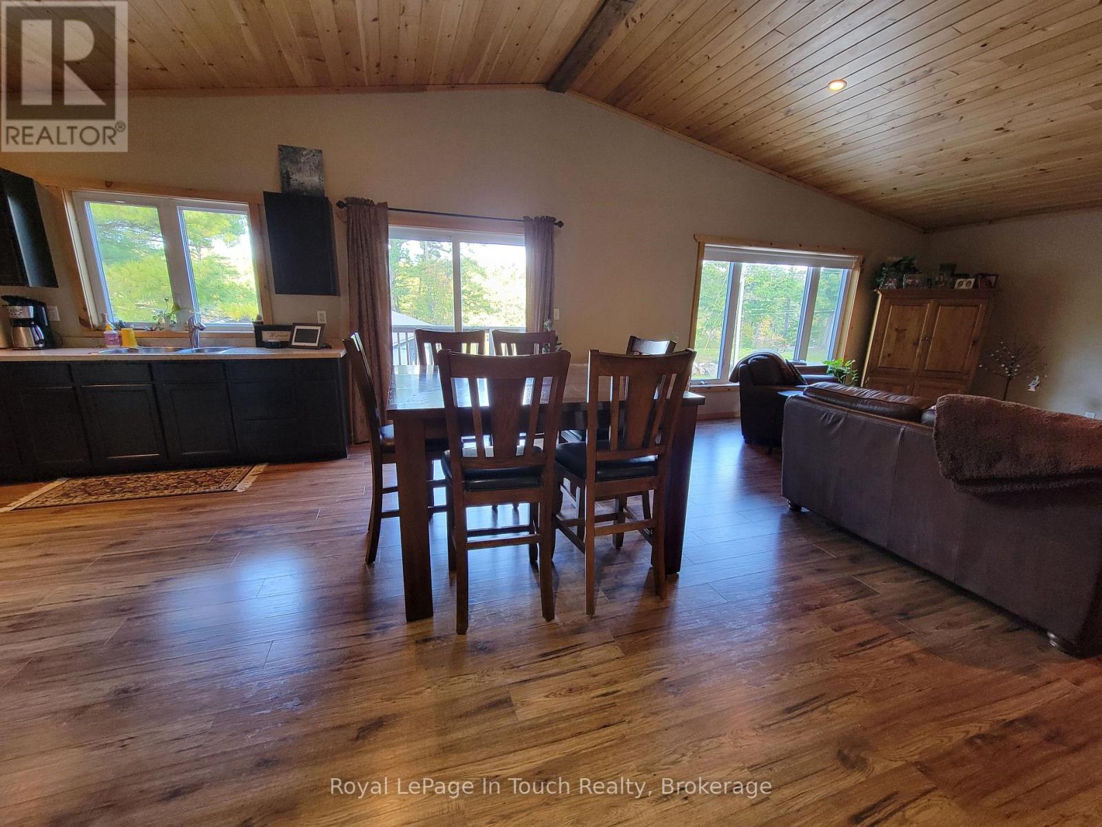 5631 Upper Big Chute Road, Severn, Ontario  L0K 1E0 - Photo 21 - S12612244