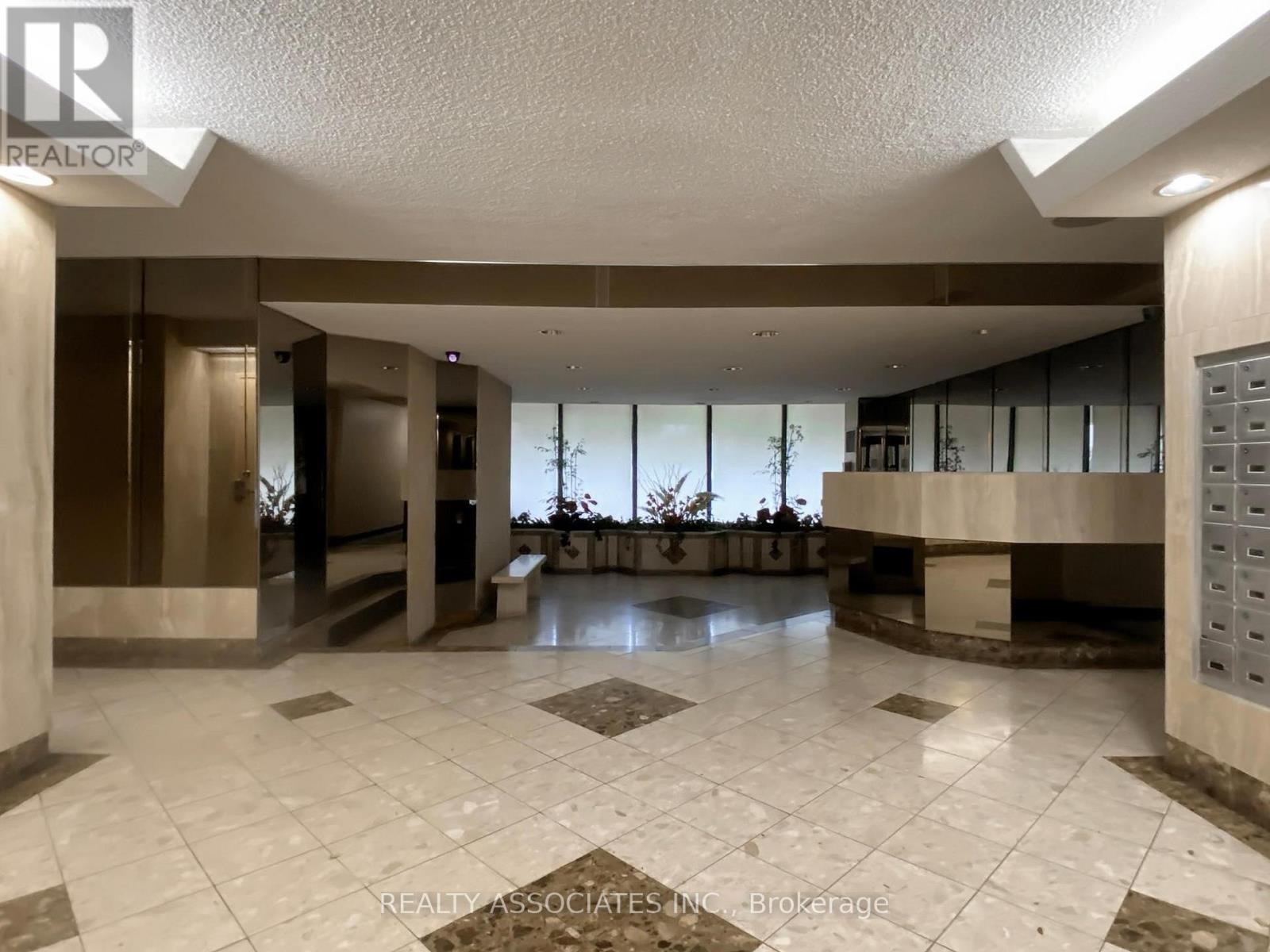 1704 - 205 Hilda Avenue, Toronto, Ontario  M2M 4B1 - Photo 9 - C12612156