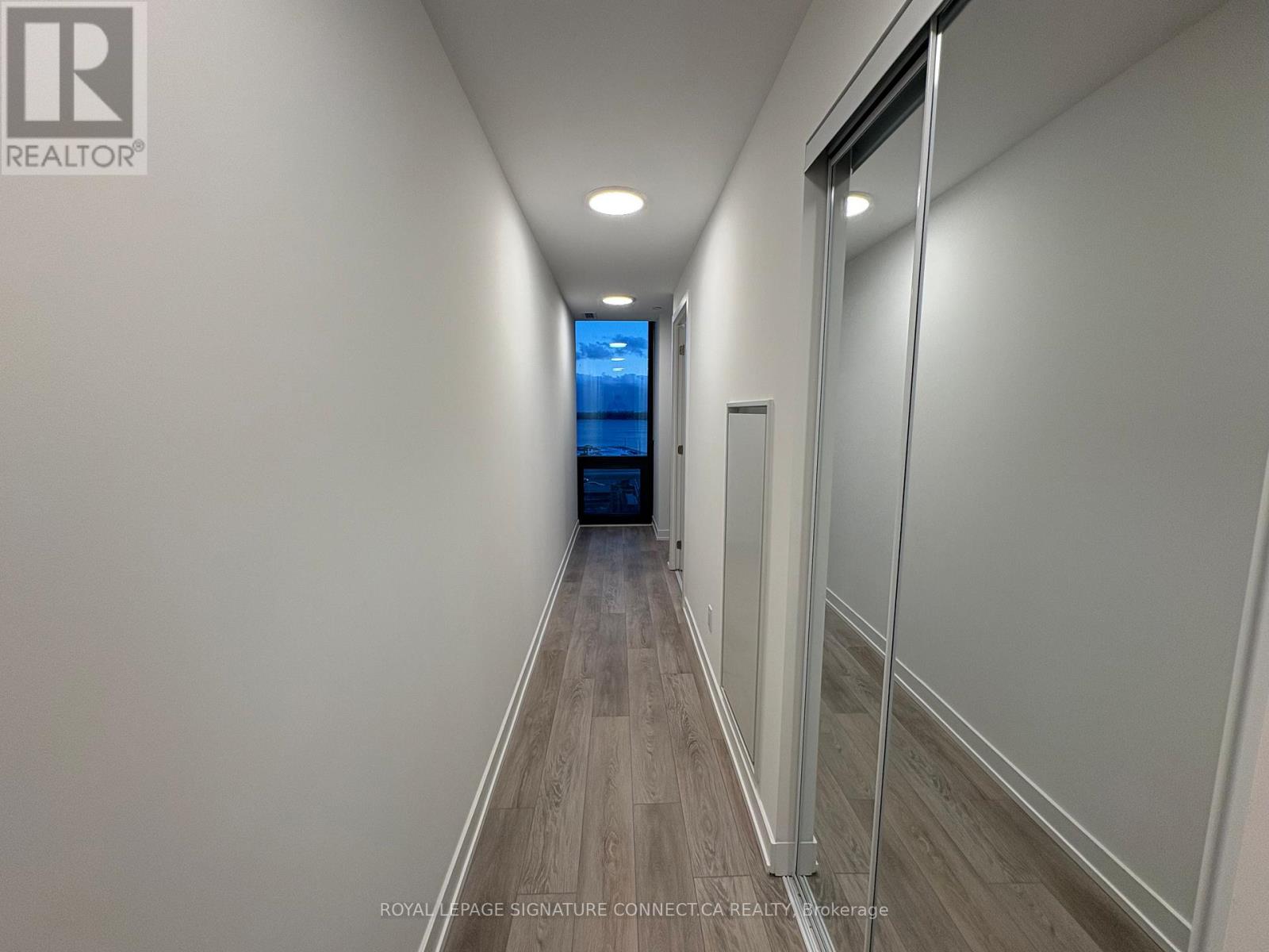 911 - 35 Parliment Street, Toronto, Ontario  M5A 1G1 - Photo 2 - C12612186