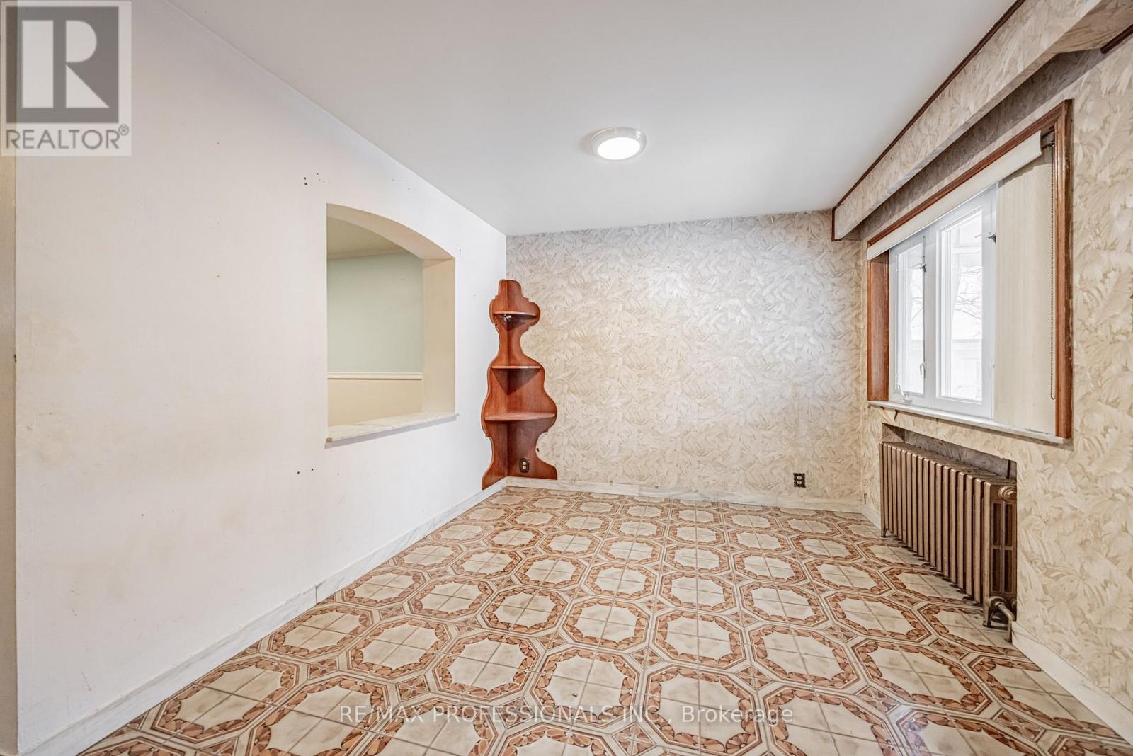 560 Atlas Avenue, Toronto, Ontario  M6C 3R4 - Photo 21 - C12612188