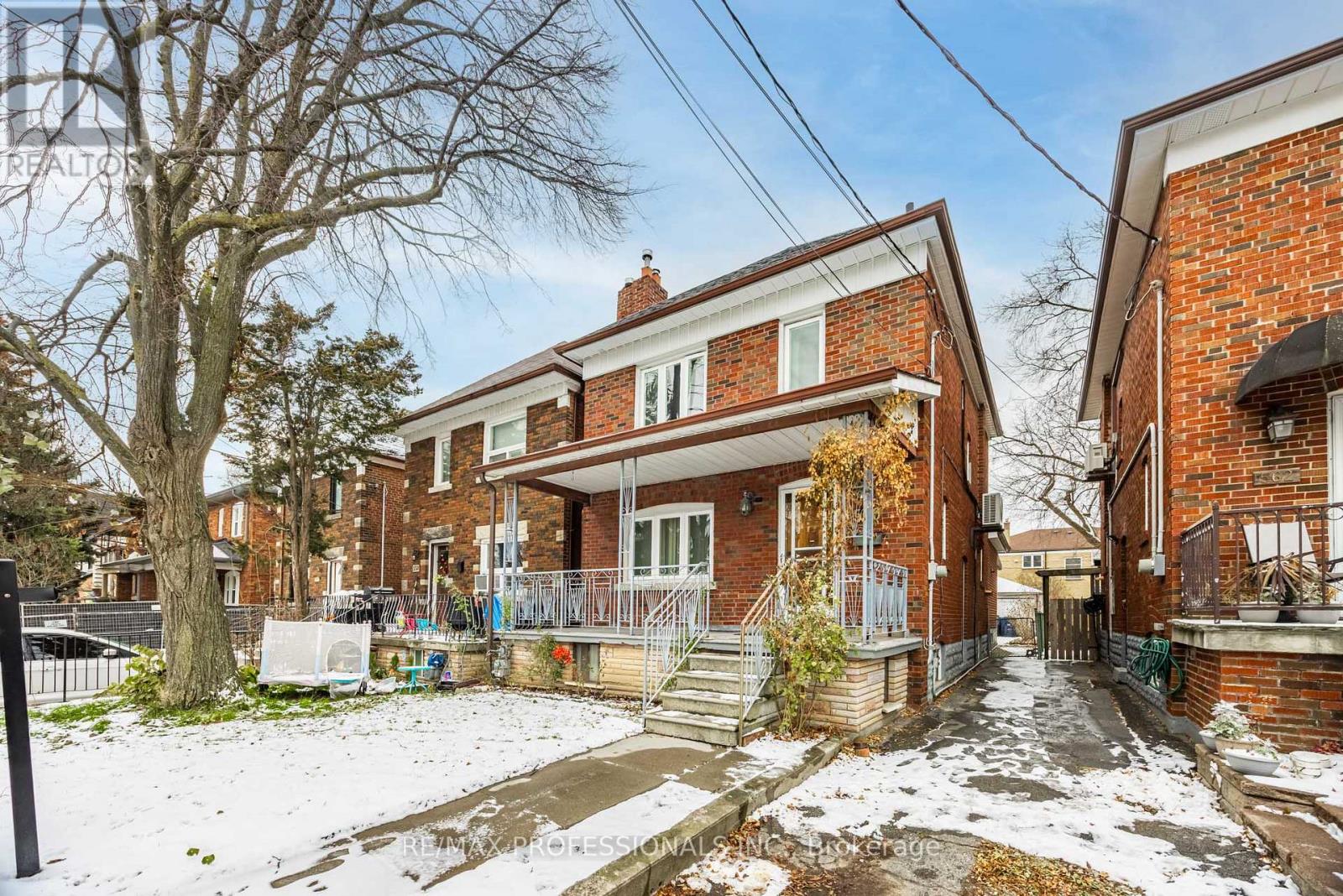 560 Atlas Avenue, Toronto, Ontario  M6C 3R4 - Photo 4 - C12612188