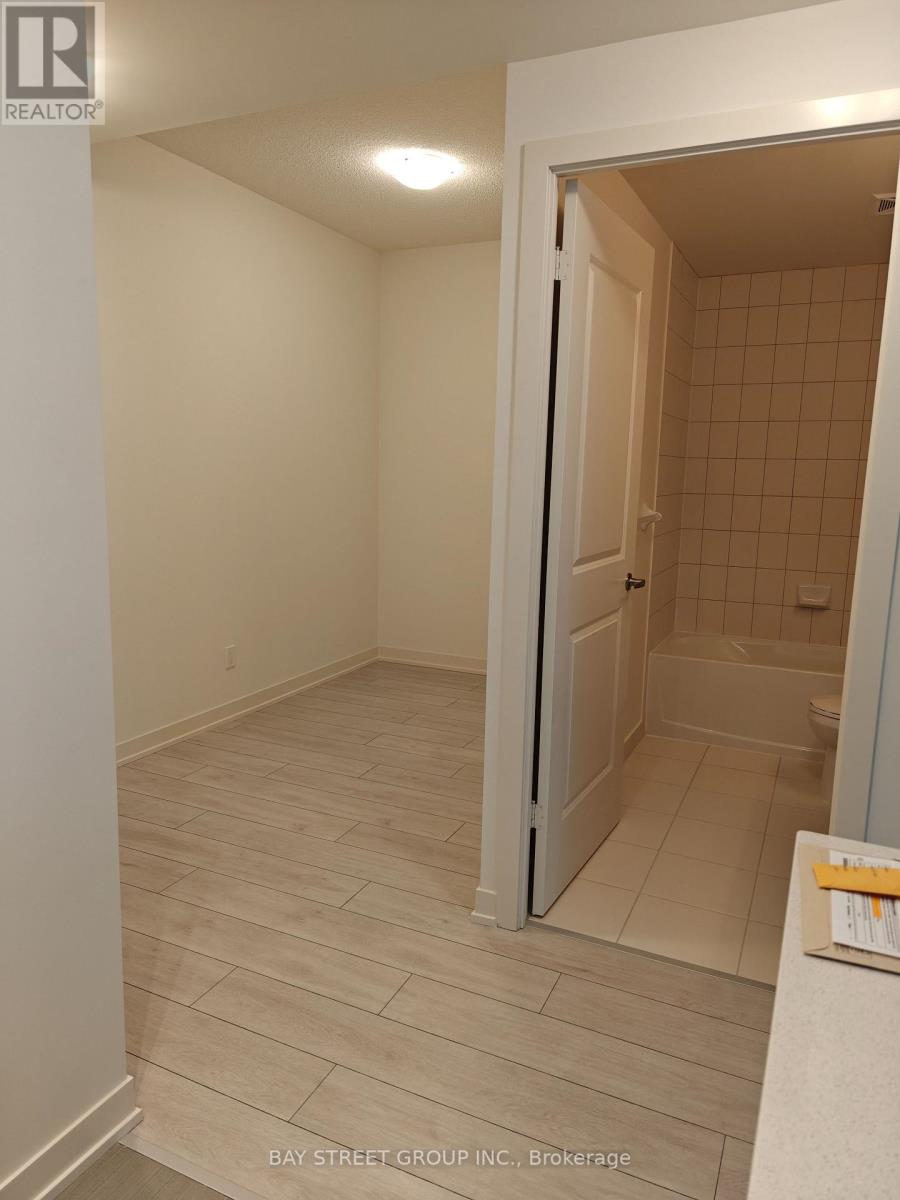 1003 - 4955 Yonge Street, Toronto, Ontario  M2N 0L8 - Photo 6 - C12612198