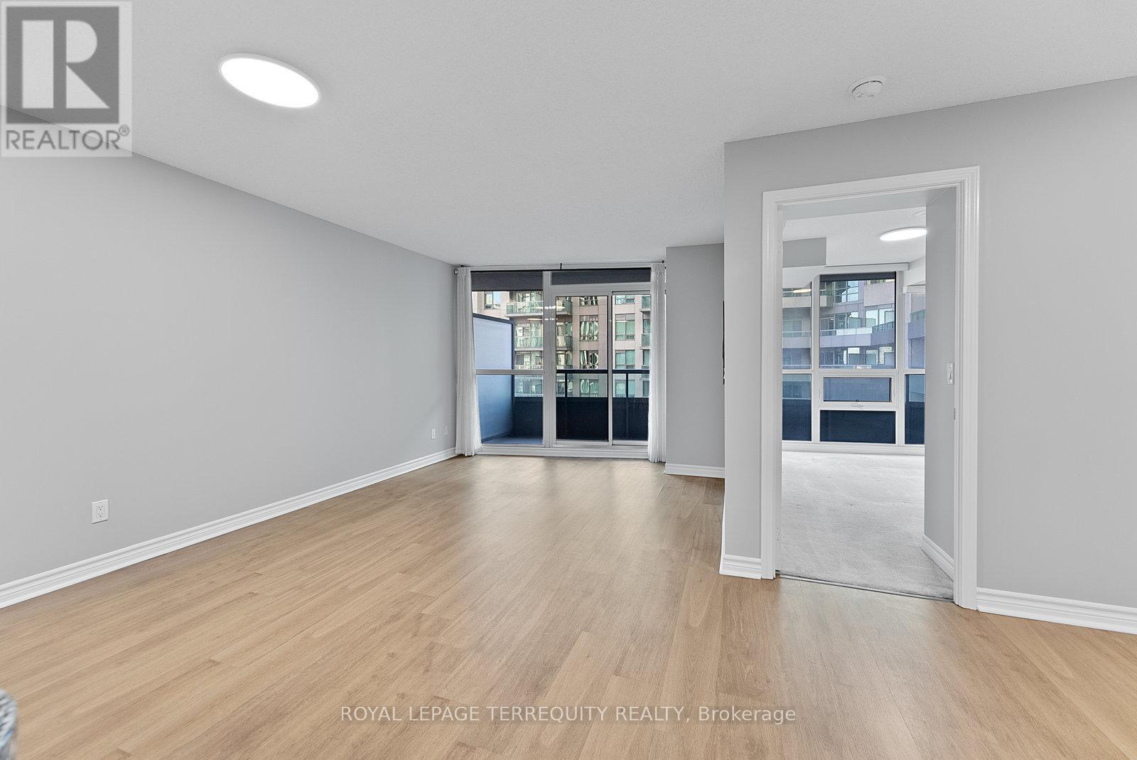 1212 - 19 Grand Trunk Crescent, Toronto (Waterfront Communities), Ontario  M5J 3A3 - Photo 10 - C12612210