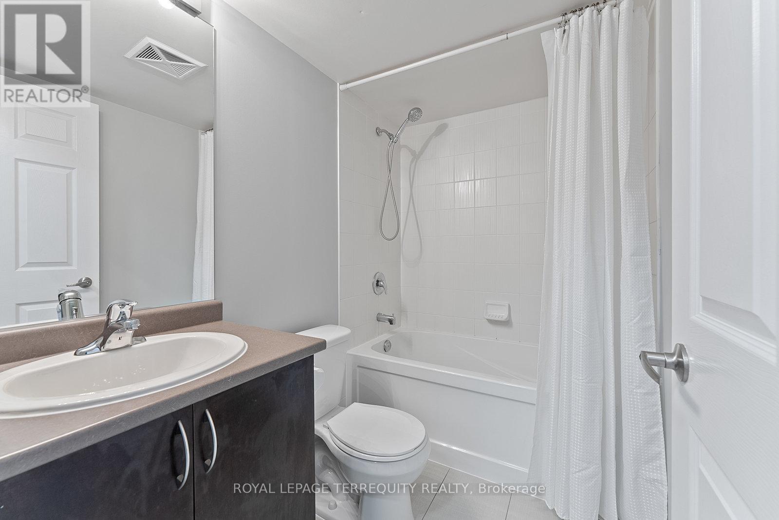 1212 - 19 Grand Trunk Crescent, Toronto (Waterfront Communities), Ontario  M5J 3A3 - Photo 20 - C12612210