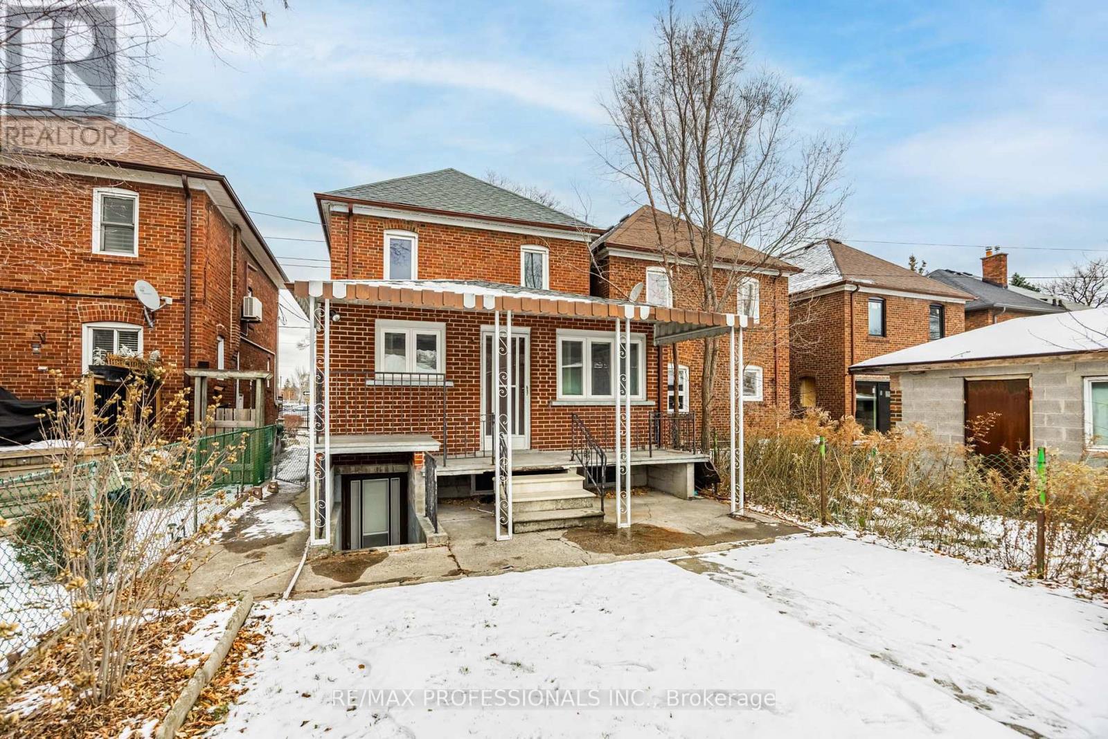 560 Atlas Avenue, Toronto, Ontario  M6C 3R4 - Photo 26 - C12612218