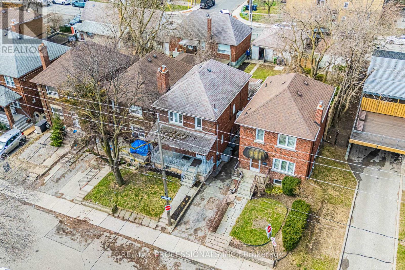 560 Atlas Avenue, Toronto, Ontario  M6C 3R4 - Photo 27 - C12612218