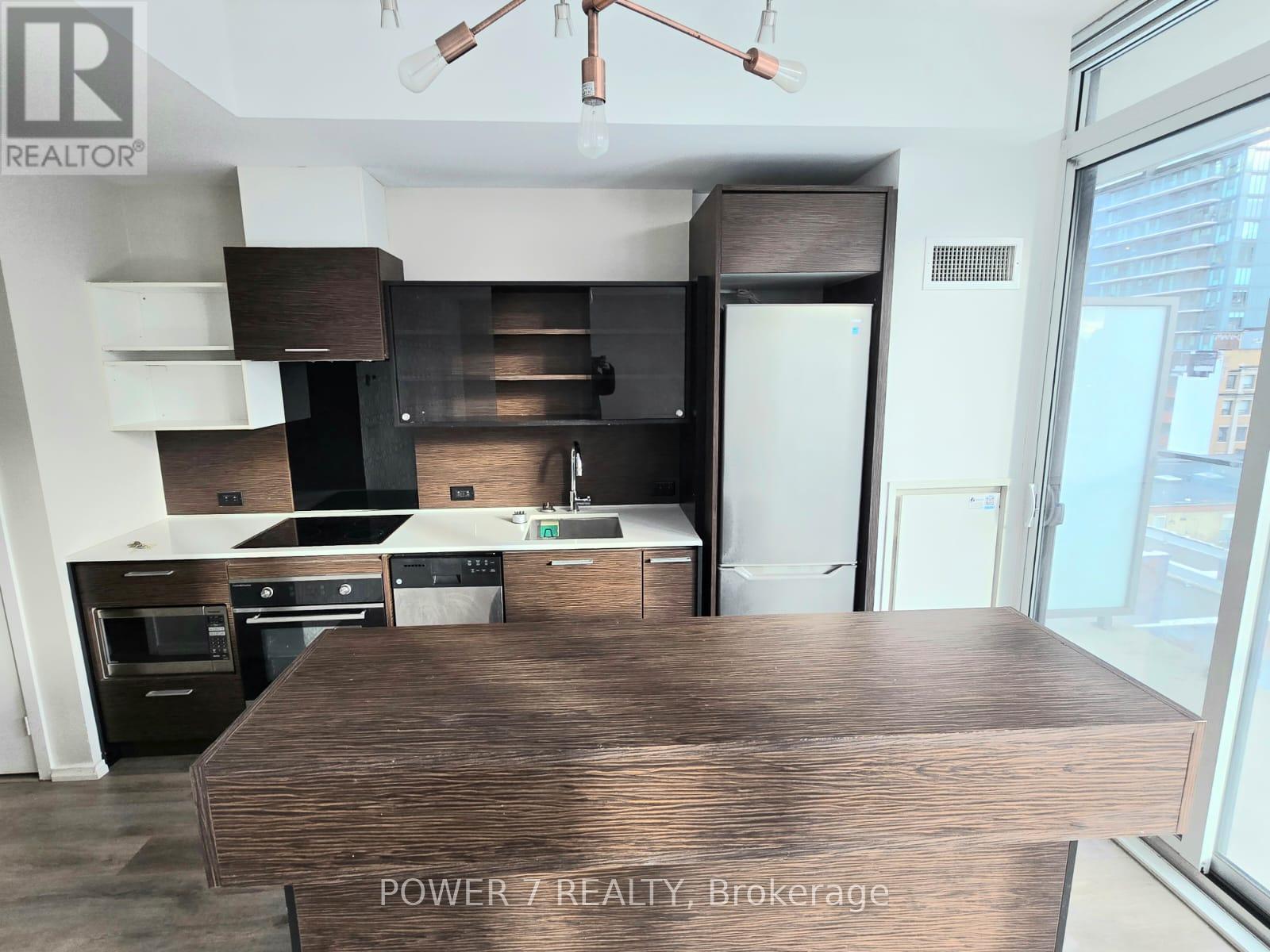 603 - 75 St Nicholas Street, Toronto, Ontario  M4Y 0A5 - Photo 4 - C12612248