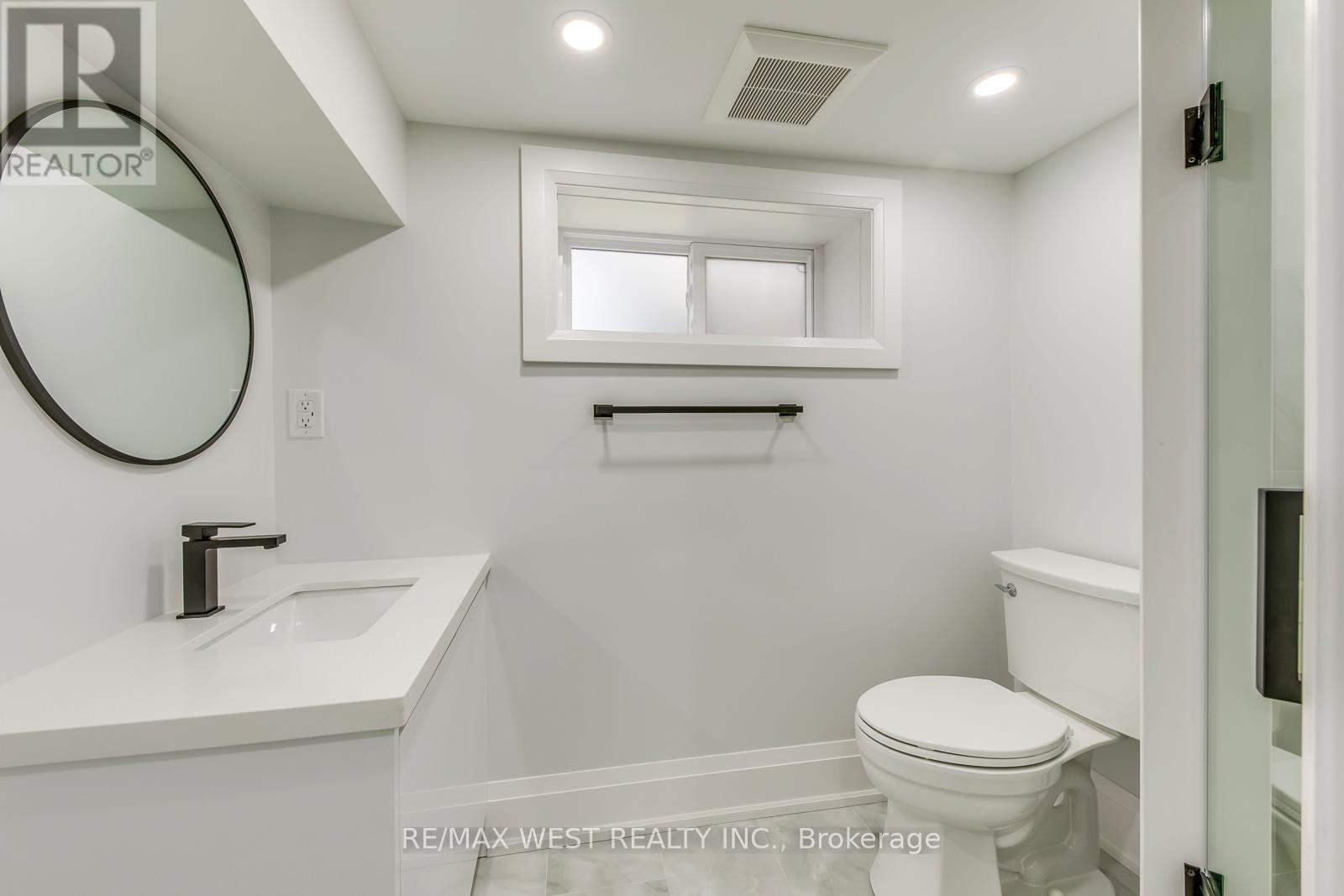 Bsmt - 1190 Ossington Avenue, Toronto, Ontario  M6G 3W1 - Photo 15 - C12612294