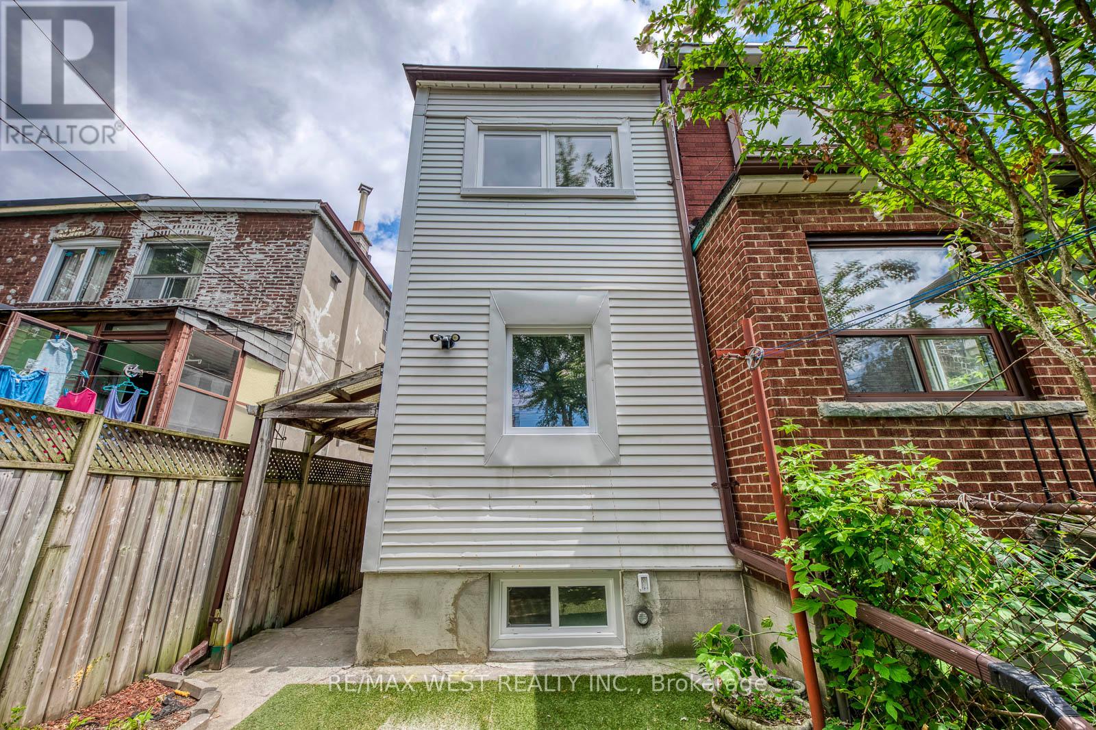 Bsmt - 1190 Ossington Avenue, Toronto, Ontario  M6G 3W1 - Photo 16 - C12612294