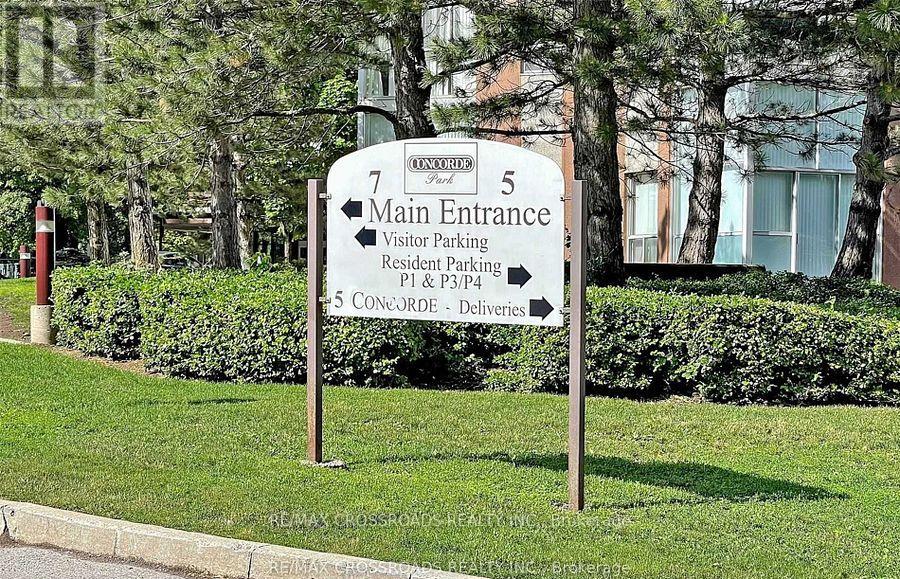 410 - 7 Concorde Place, Toronto (Banbury-Don Mills), Ontario  M3C 3N4 - Photo 3 - C12612296