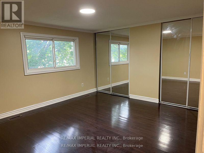 Front Unit - 166 Hupfield Trail E, Toronto (Malvern), Ontario  M1B 4P7 - Photo 10 - E12612120