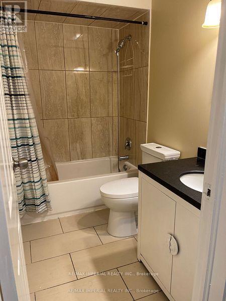 Front Unit - 166 Hupfield Trail E, Toronto (Malvern), Ontario  M1B 4P7 - Photo 17 - E12612120