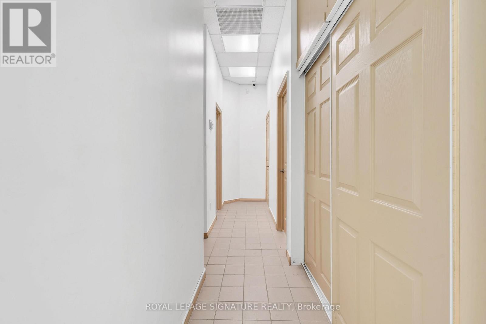 4 - 3155 Eglinton Avenue E, Toronto (Scarborough Village), Ontario  M1J 2G2 - Photo 4 - E12612152