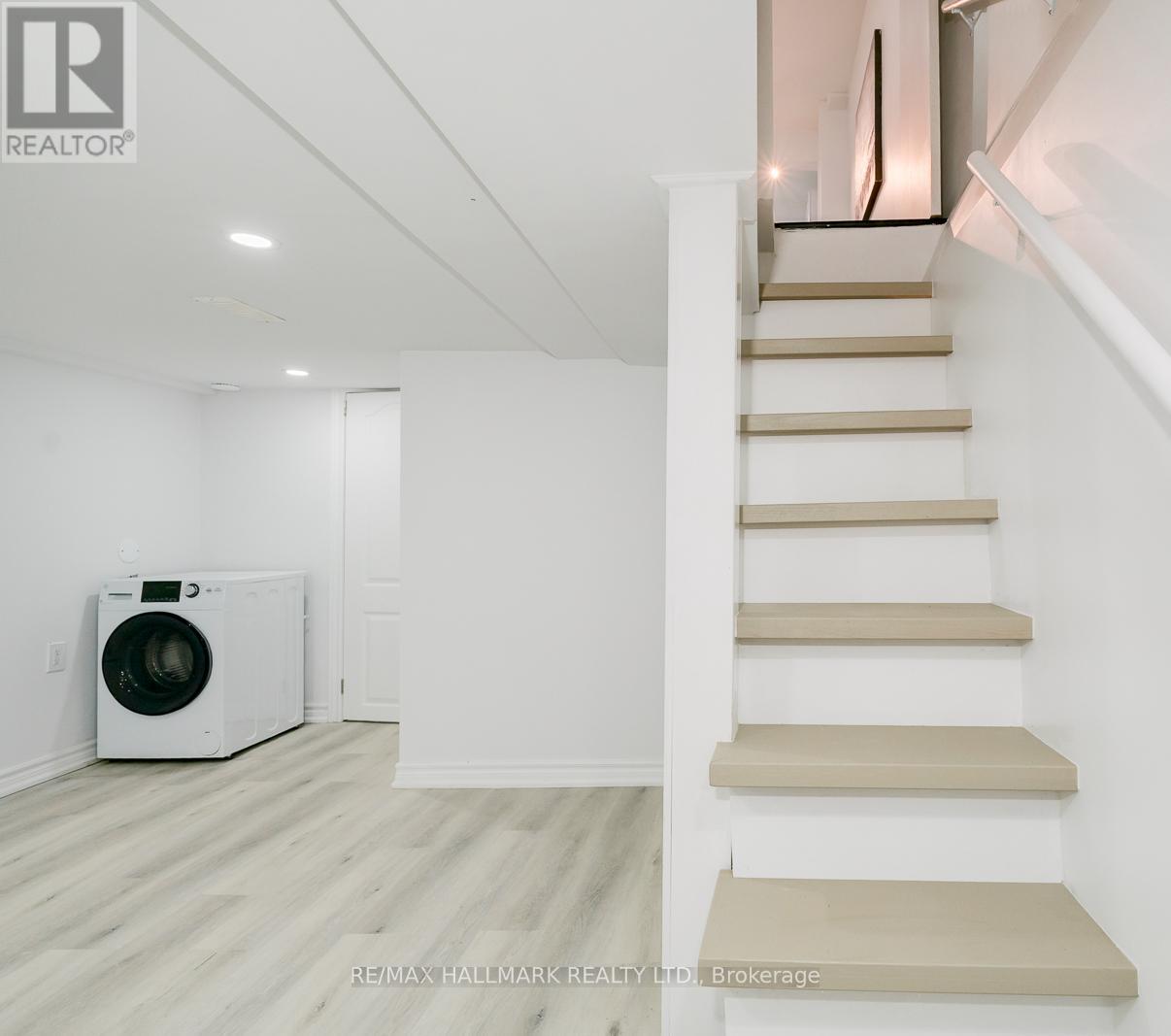 106 Willow Avenue, Toronto, Ontario  M4E 3K3 - Photo 18 - E12612254