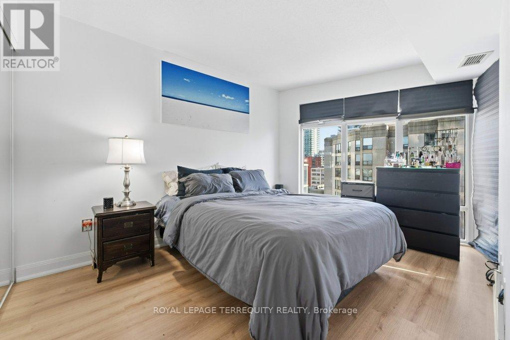 1512 - 2181 Yonge Street, Toronto, Ontario  M4S 3H7 - Photo 16 - C12610224