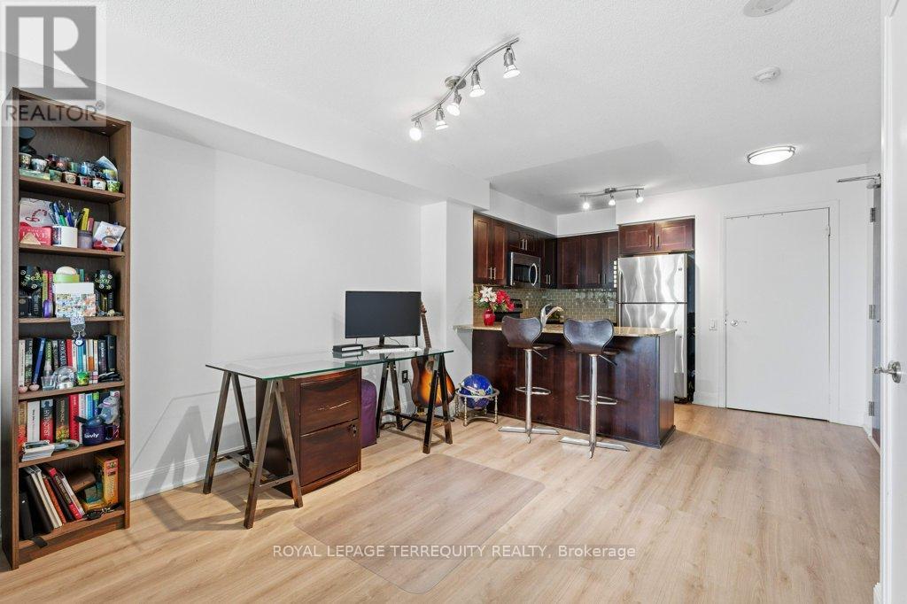 1512 - 2181 Yonge Street, Toronto, Ontario  M4S 3H7 - Photo 11 - C12610224